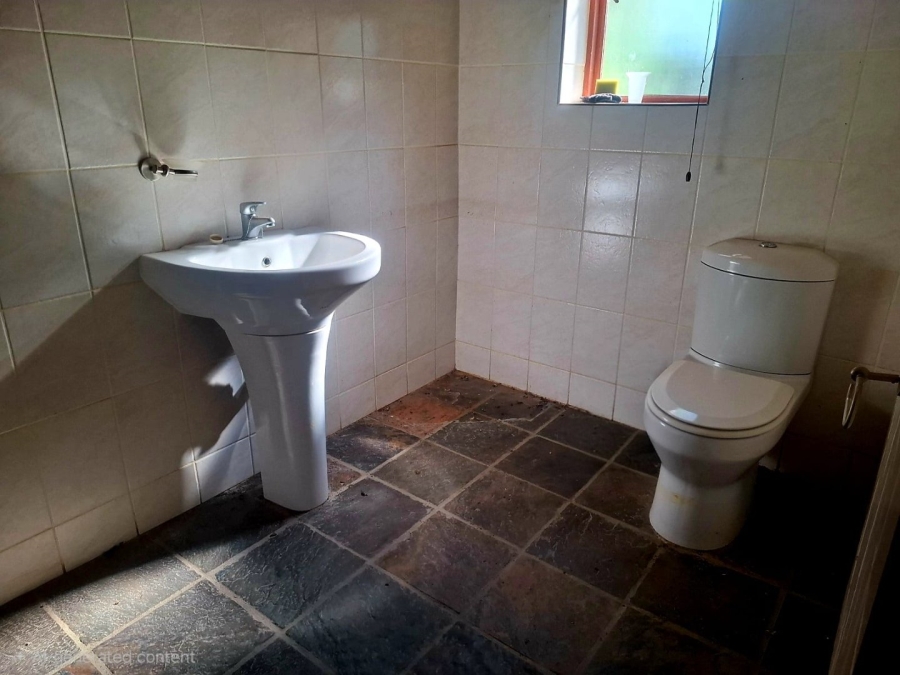 4 Bedroom Property for Sale in Suidrand Free State